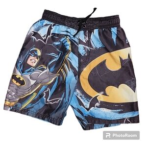 DC Comics Batman Super Hero Novelty Swim Trunks Boys Size 5-6 Board Shorts Lined